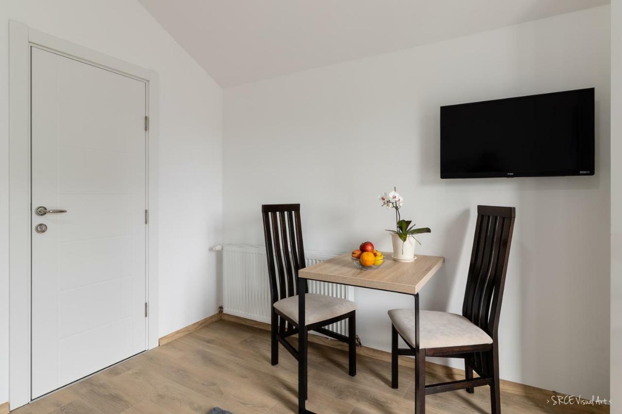 Apartmani Gundulic Osijek Exterior photo